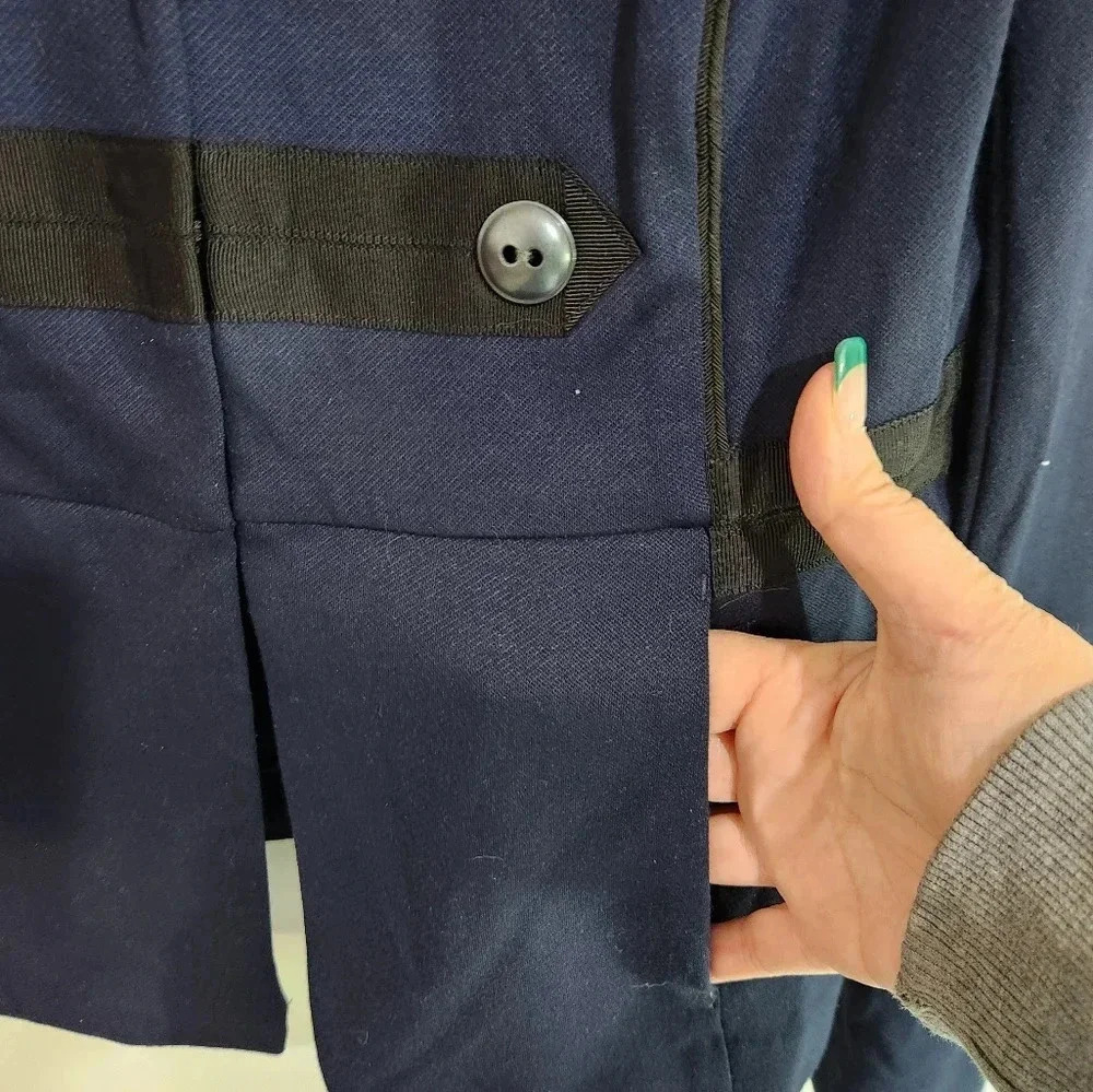 Cute womens Navy Blue/black jacket, size medium - Picture 4 of 10